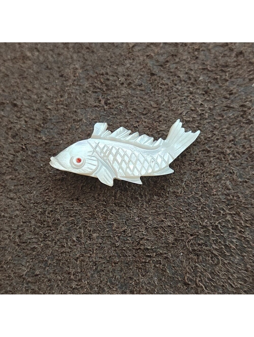 1960s Hand Carved Mother of Pearl Koi Fish Brooch Pin - Picture 2 of 9